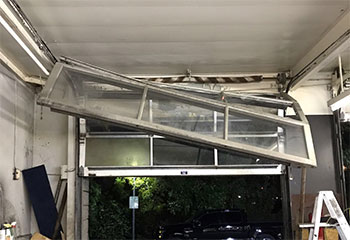 Garage Door Off Track | Tri-City | Vista, CA Garage Door Off Track | Tri-City | Vista, CA